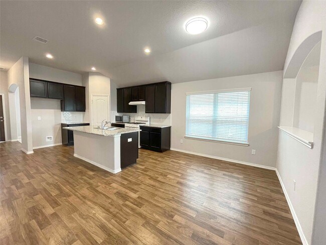 Building Photo - 3238 Aster Mdw Wy