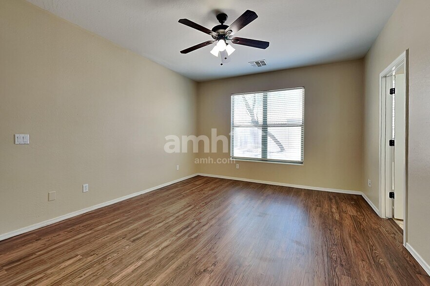 Building Photo - 4320 W Burgess Ln
