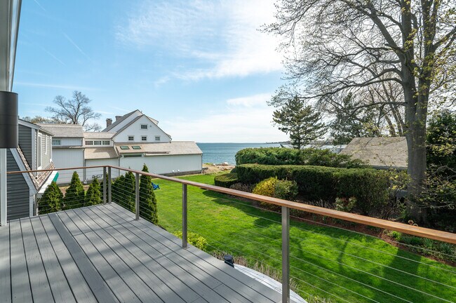 Building Photo - 187 Dolphin Cove Quay