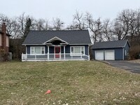 Building Photo - 10S328 Jamie Ln