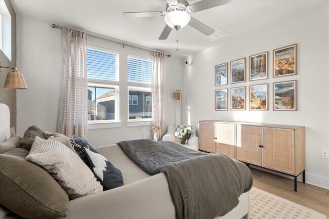 Building Photo - 7210 Travertine Spring Dr