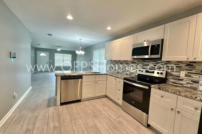 Building Photo - 245 Averitt Pl