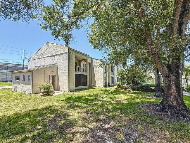 Building Photo - 2625 FL-590