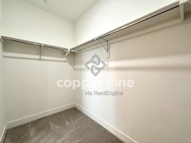 Building Photo - 3500 S Corona St
