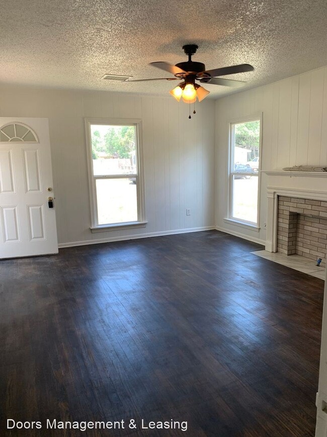 Building Photo - 3 br, 2 bath House - 2913 Canton Avenue