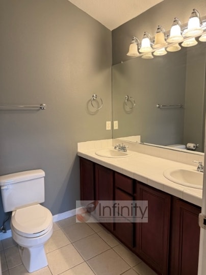 Building Photo - 810 E Ninth St