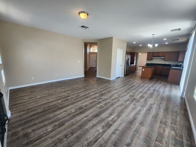 Building Photo - 7748 Cascade Bluffs Ct