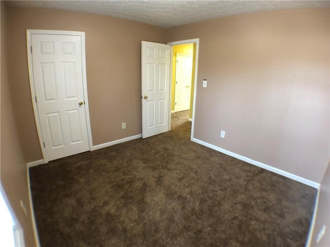 Building Photo - 3337 Baymount Way