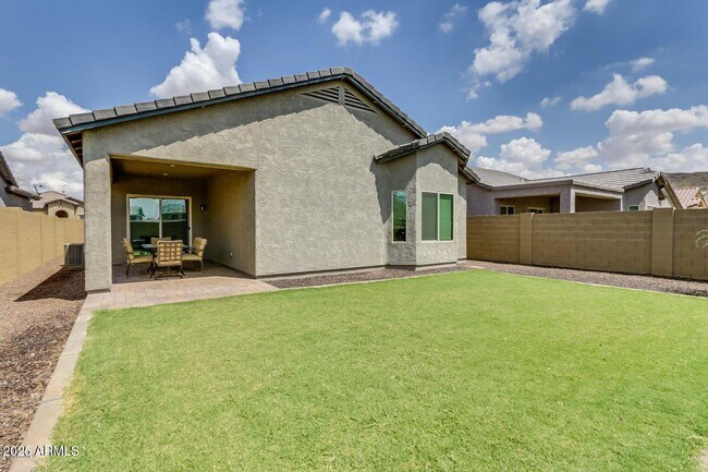 Building Photo - 1657 W Desperado Way