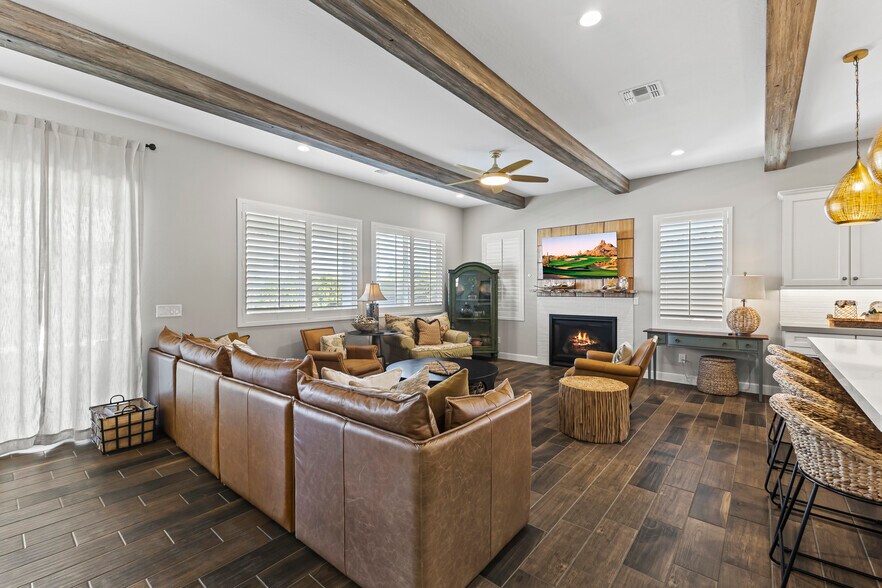 Building Photo - 10921 N Blakely St