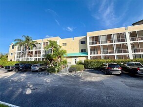 Building Photo - 85 Gulfstream Rd