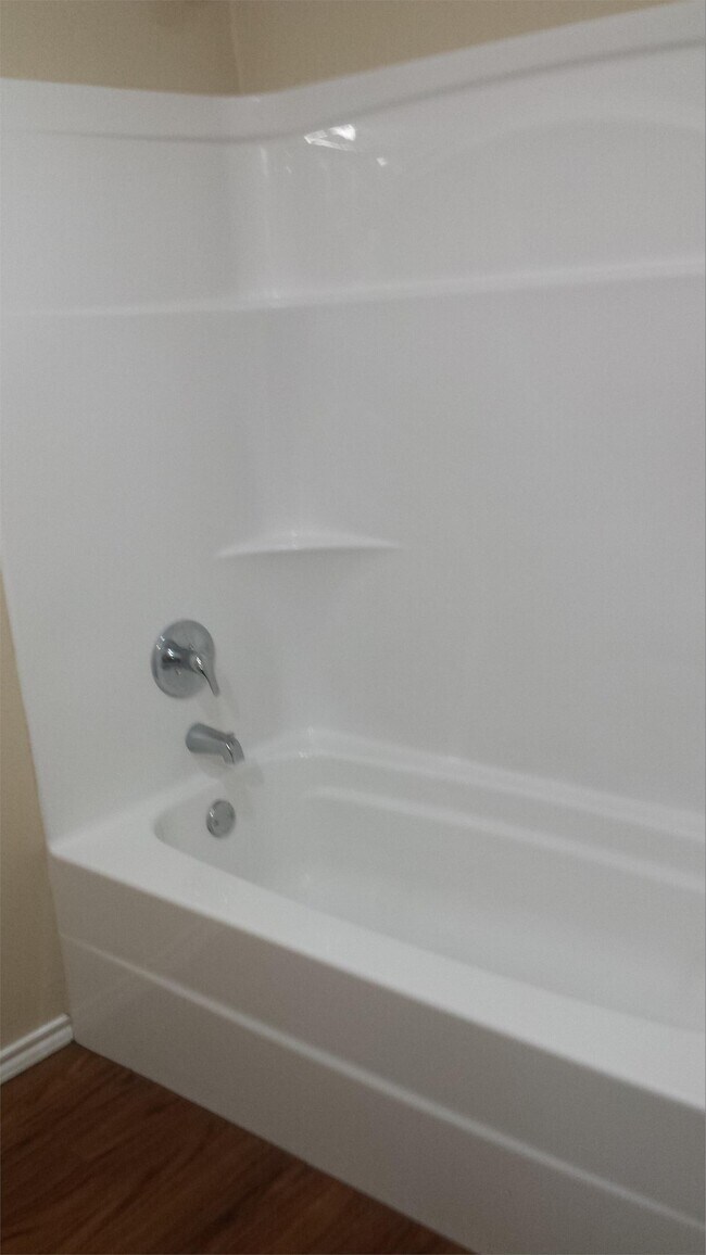 Building Photo - 310 Cooper St