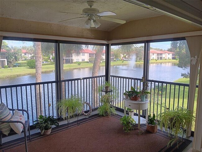 Building Photo - 8045 Eastlake Dr