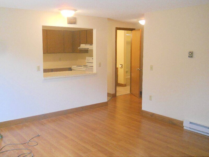 Building Photo - 32 Overlock Rd