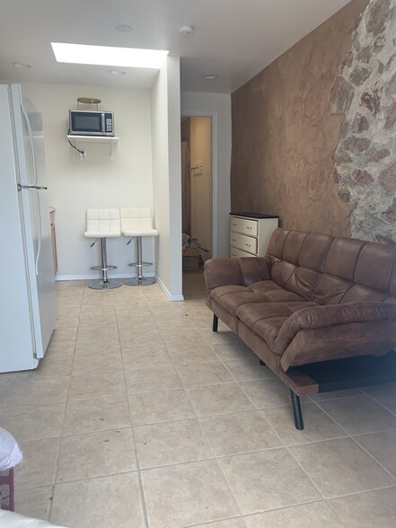 Building Photo - 4505 Pershing Dr