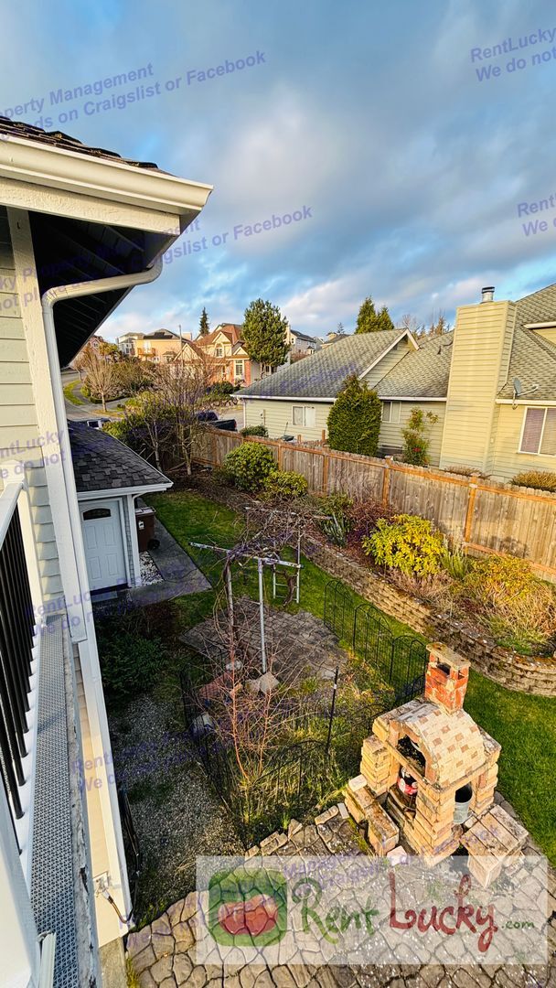 Building Photo - Browns Point View Home in Harbor Ridge | Large Yard | Beautiful View