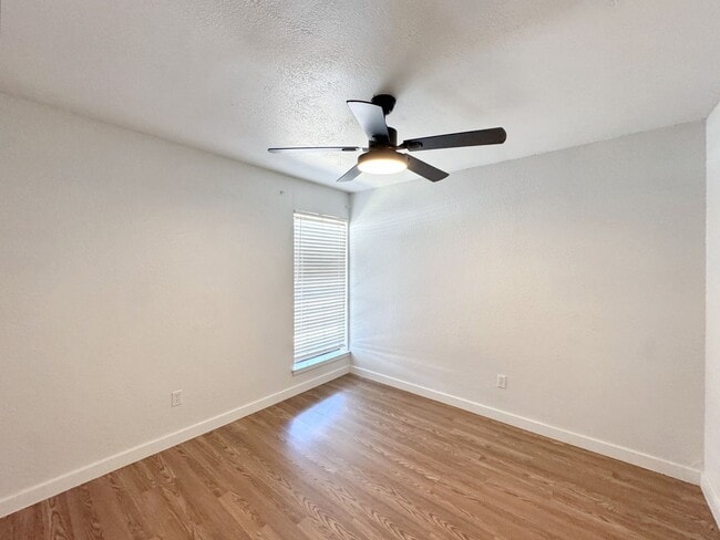 Building Photo - 3-Bedroom Home for Lease in Rowlett – Cul-...