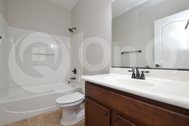 Building Photo - 971 S Brewer Dr