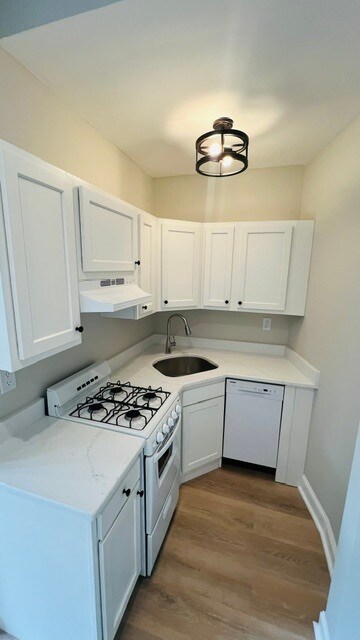 Building Photo - 38 Hemenway St