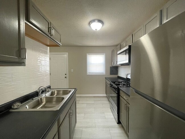 Building Photo - 2030-36 Tennessee St