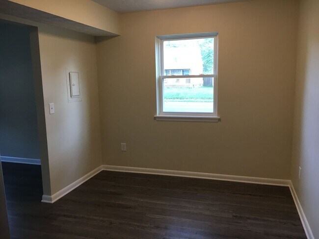 Building Photo - 3001 McGuffey