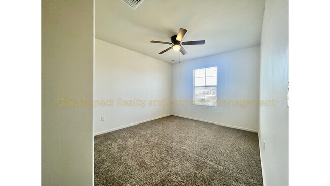 Building Photo - 11442 E Dry Wind Dr