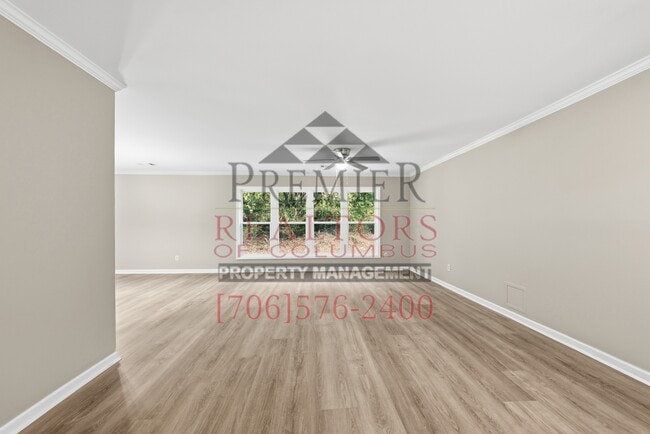 Building Photo - 5233 Verdun Dr