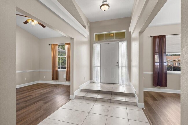 Building Photo - 5320 SW 115th Loop
