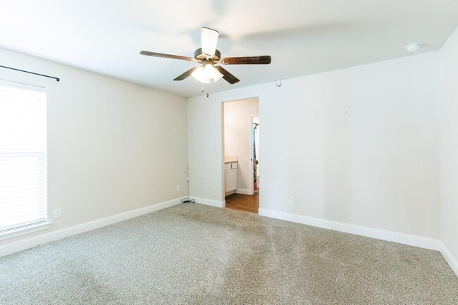 Building Photo - 9308 Trenton Ave