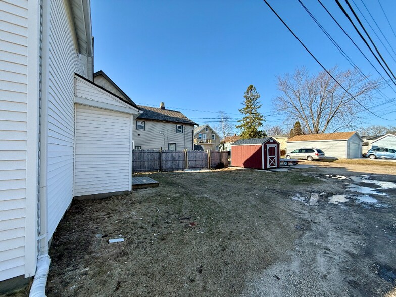 Building Photo - 1118 S 15th St