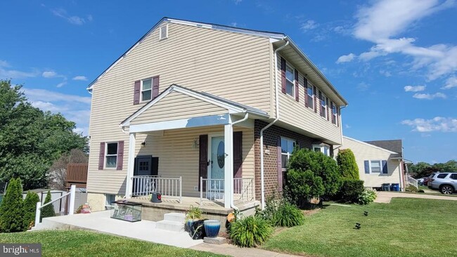 Building Photo - 4236 Slater Ave