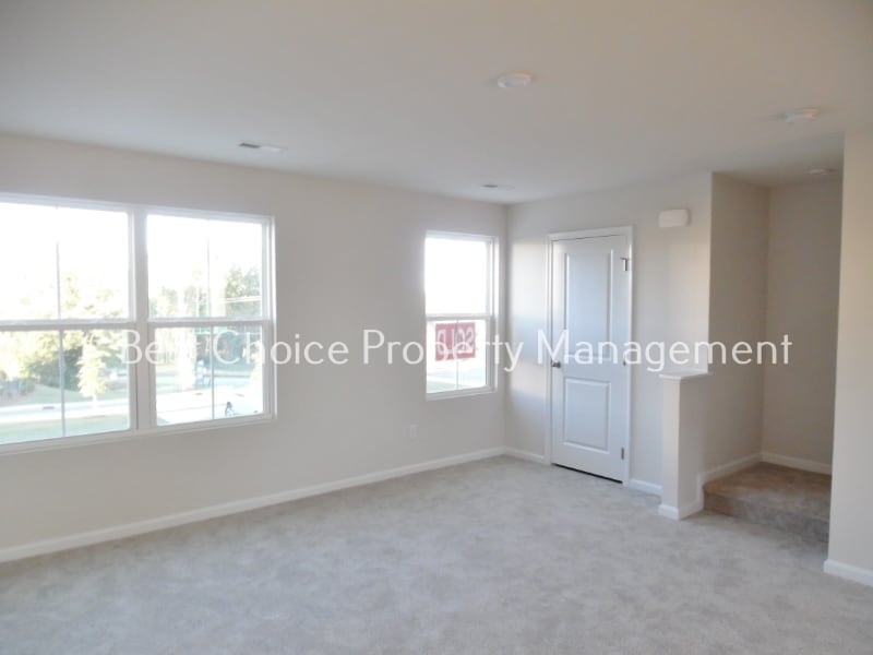 Building Photo - 404 Brookshade Way