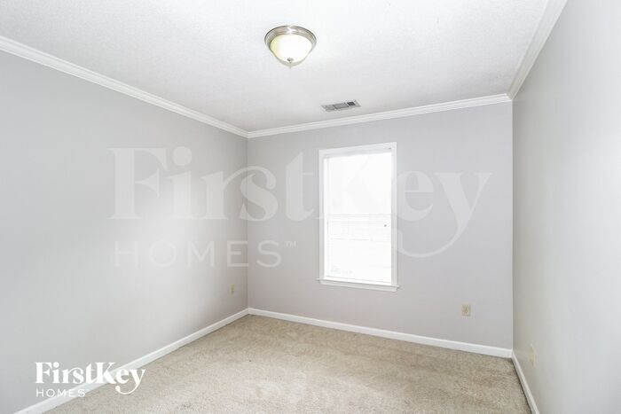 Building Photo - 726 Silver Sands Dr