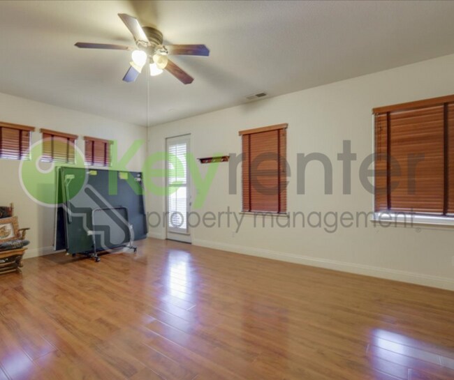 Building Photo - 208 Otter Glen Ct