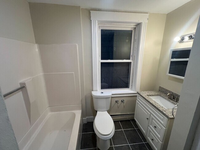 Building Photo - 50 Elberon Pl