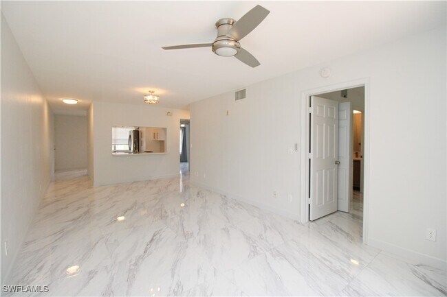 Building Photo - 105 Wading Bird Cir