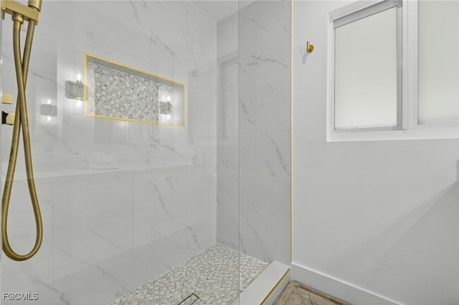 Building Photo - 1377 Sand Castle Rd