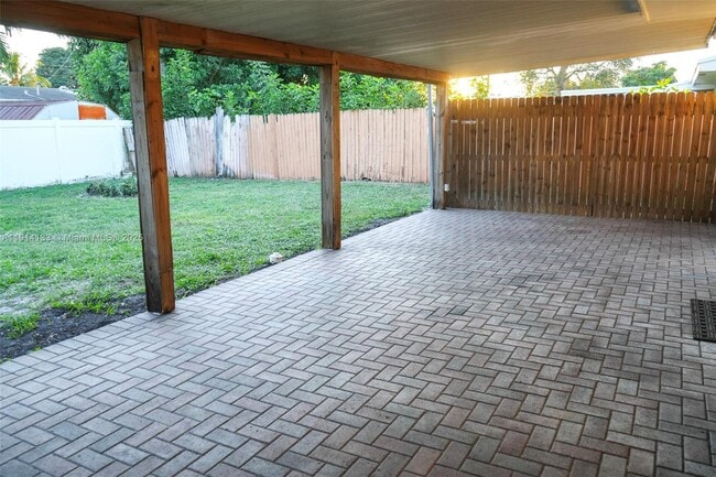 Building Photo - 7620 NW 15th St