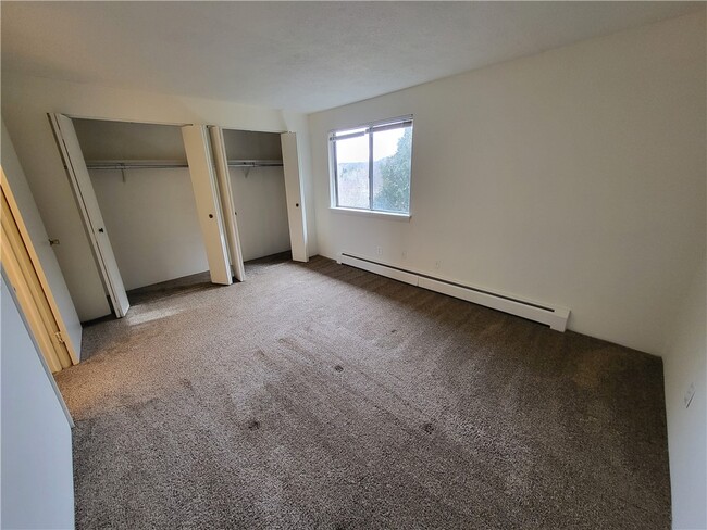 Building Photo - 7554 Victor Mendon Rd