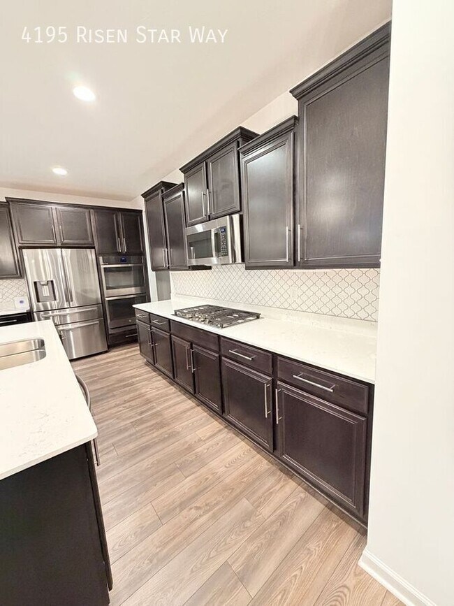 Building Photo - 4195 Risen Star Way