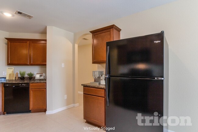 Building Photo - 424 Palomino Stand Dr