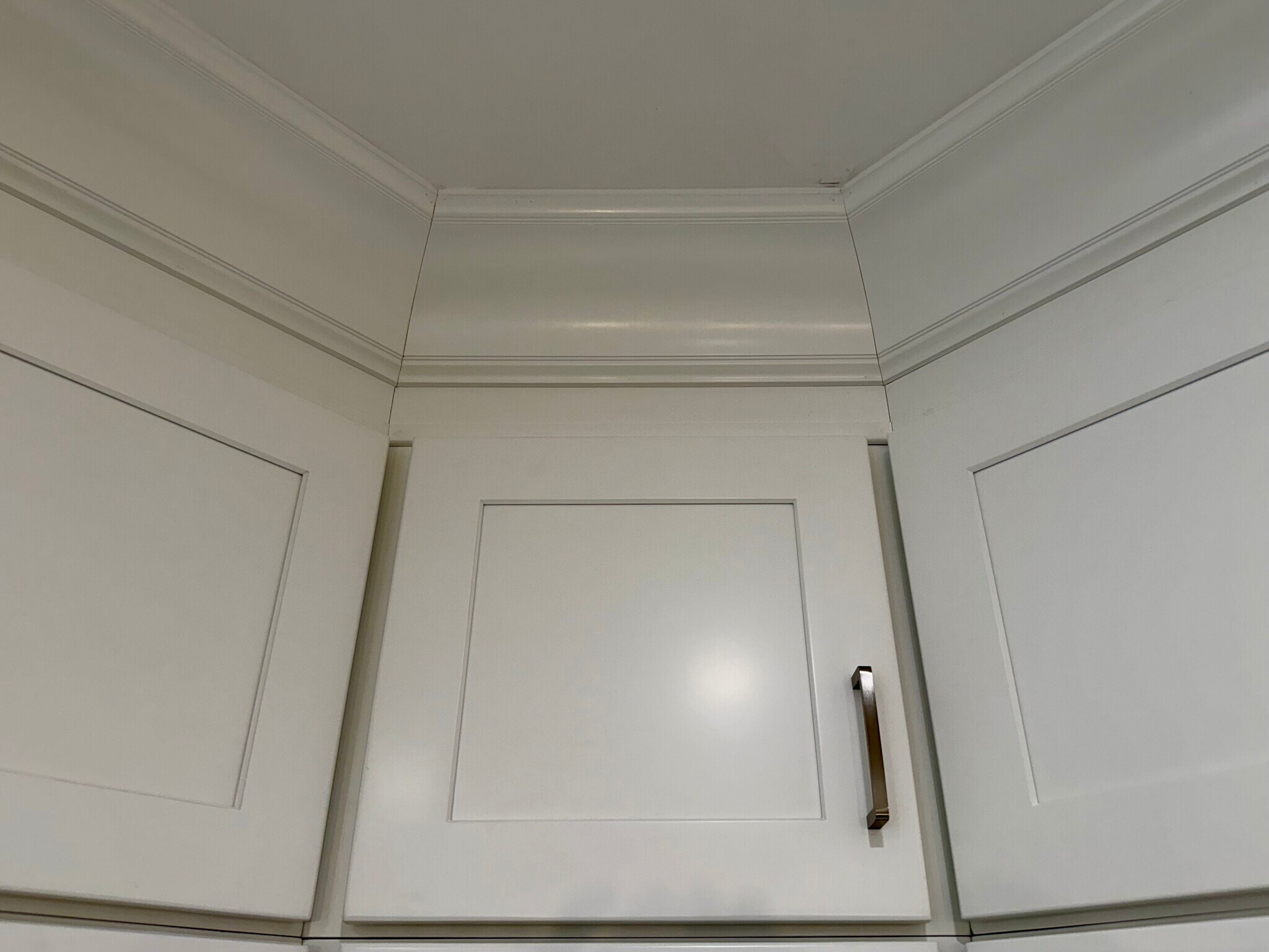 Building Photo - 906 Main St