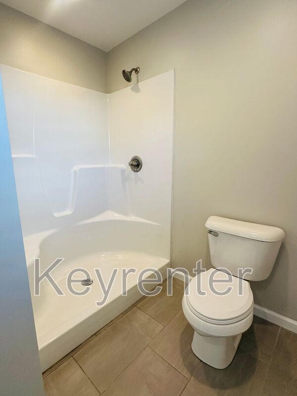 Building Photo - 6335 Altacrest Ln
