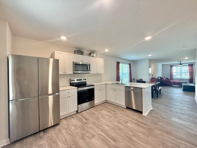 Building Photo - 8621 Brixton Shay Dr