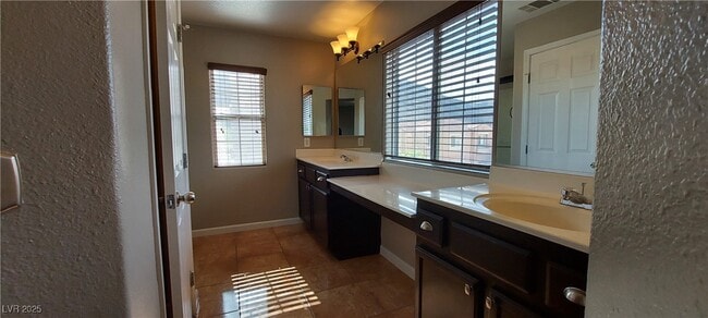 Building Photo - 10613 Golden Aspen Ct
