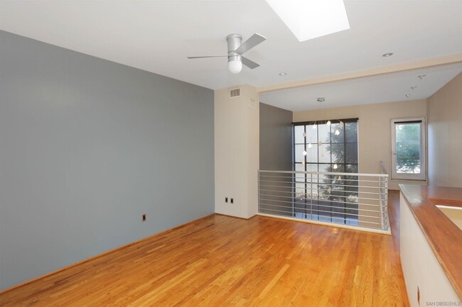 Building Photo - 1575 Kettner Blvd