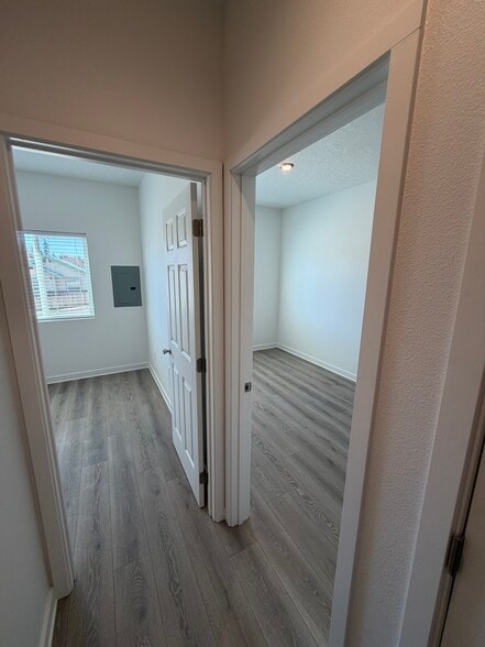 Building Photo - 1528 Wilford Ave