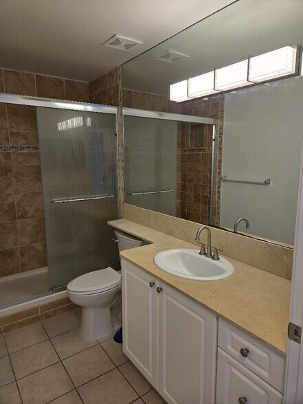 Building Photo - 651 Okeechobee Blvd