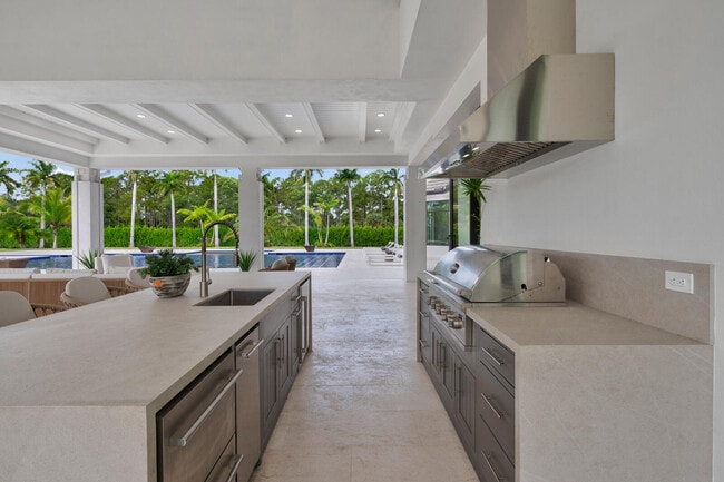 Building Photo - 14699 Black Bear Rd