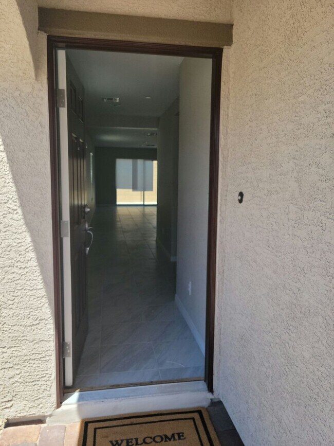 Building Photo - COMING SOON! NICE 4 BEDROOM HOME IN CENTENNIAL HILLS-NORTHWEST AREA!!!